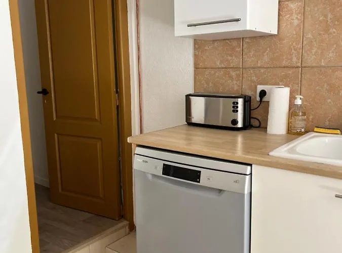 Maison Emile - Coeur Du Village - 8 Personnes - Clim - Superbe Literie * Leucate