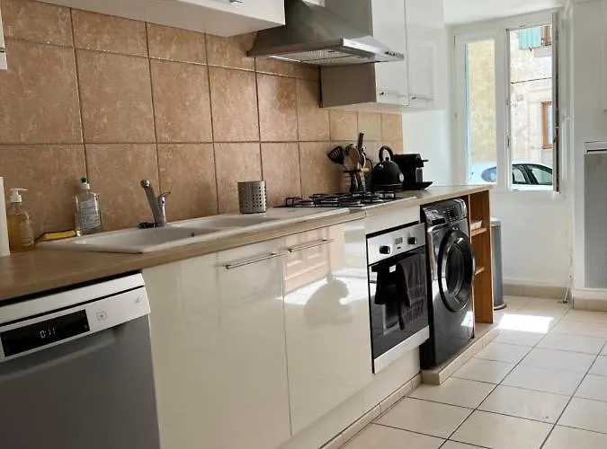 Maison Emile - Coeur Du Village - 8 Personnes - Clim - Superbe Literie Leucate