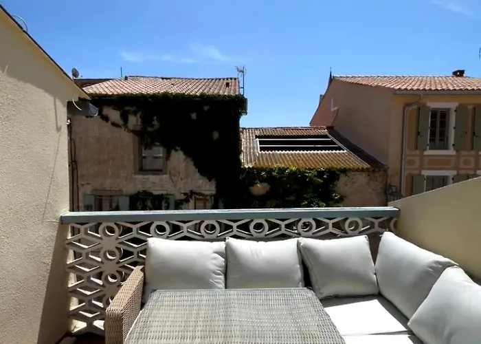 Maison Emile - Coeur Du Village - 8 Personnes - Clim - Superbe Literie * Leucate
